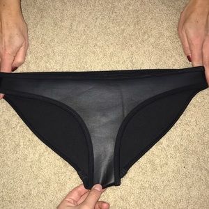 Triangl Bikini Bottom